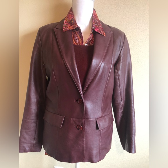 Burgundy Leather Blazer, size 8 - Picture 1 of 4